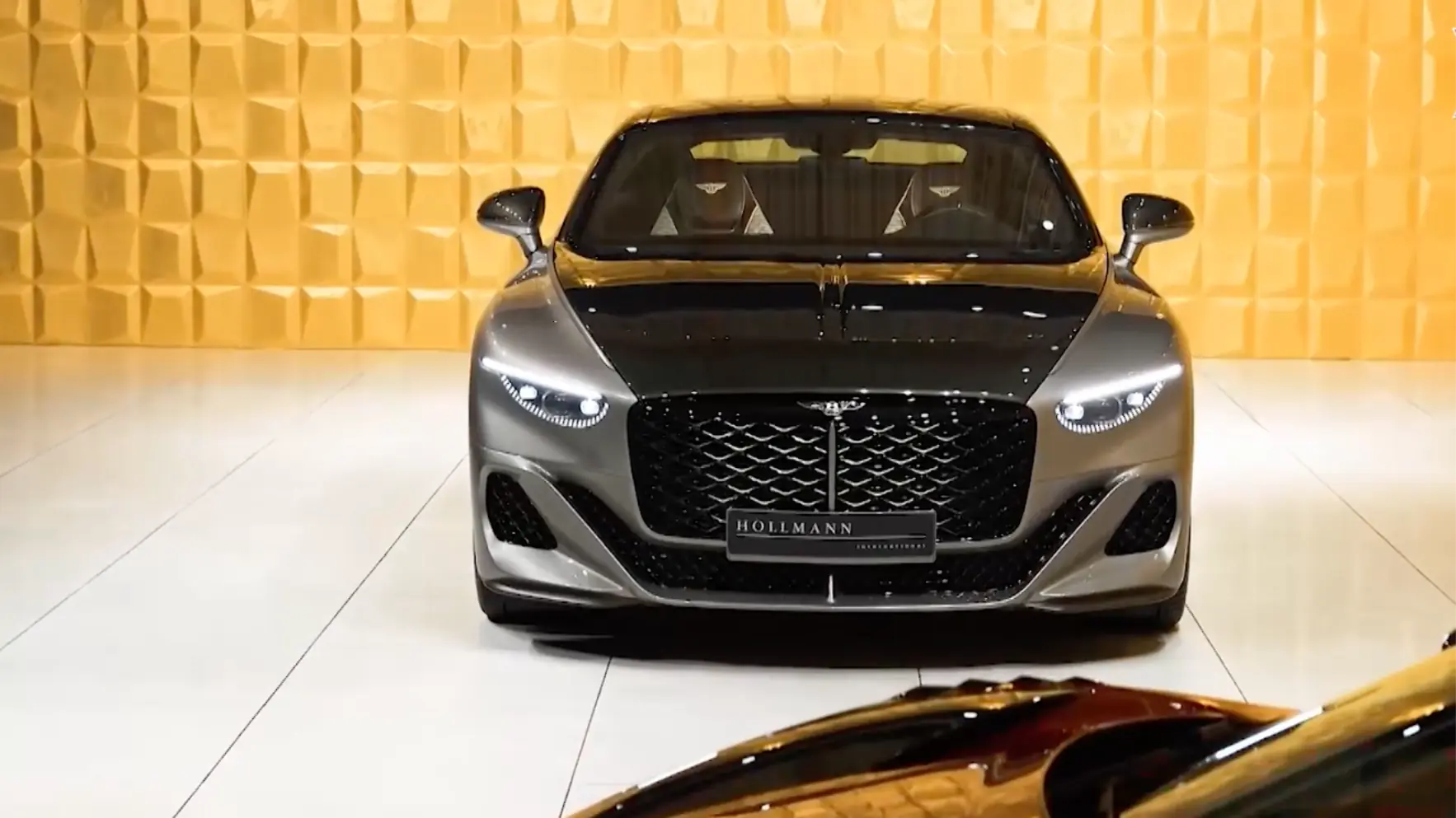 Luxury Urban SUV - mẫu xe điện đầu tiên của Bentley